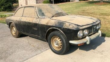 Alfa Romeo 2000 GTV barn find
