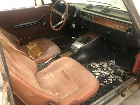 Alfa Romeo 2000 GTV barn find