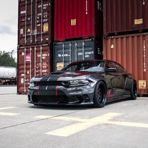 Dodge Charger SRT Hellcat modificata