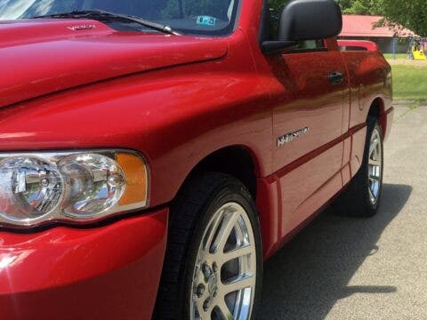 Dodge Ram SRT-10 2004 asta