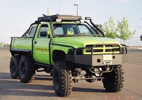 Dodge T-Rex 6x6 concept