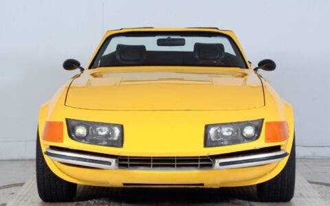 Ferrari 365 GTS/4 Daytona replica