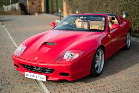 Ferrari 575 Superamerica guida a destra