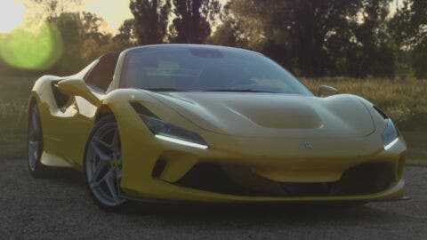 Ferrari F8 Spider Autocar