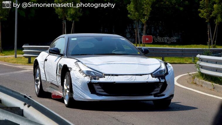 Ferrari Purosangue prototipo corpo GTC4Lusso