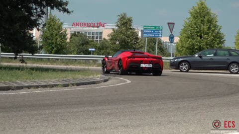 Ferrari SF90 Stradale Maranello