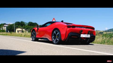 Ferrari SF90 Stradale SportAuto