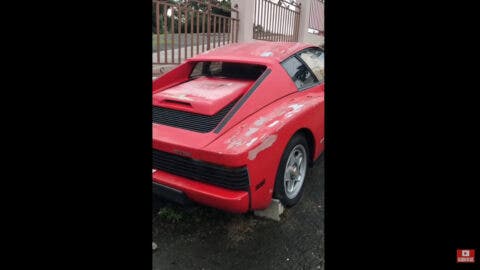 Ferrari Testarossa abbandonata Puerto Rico