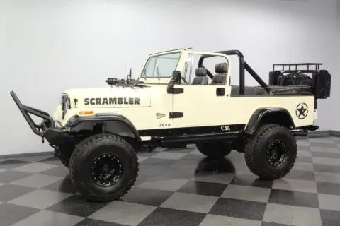 Jeep CJ-8 Scrambler 1982