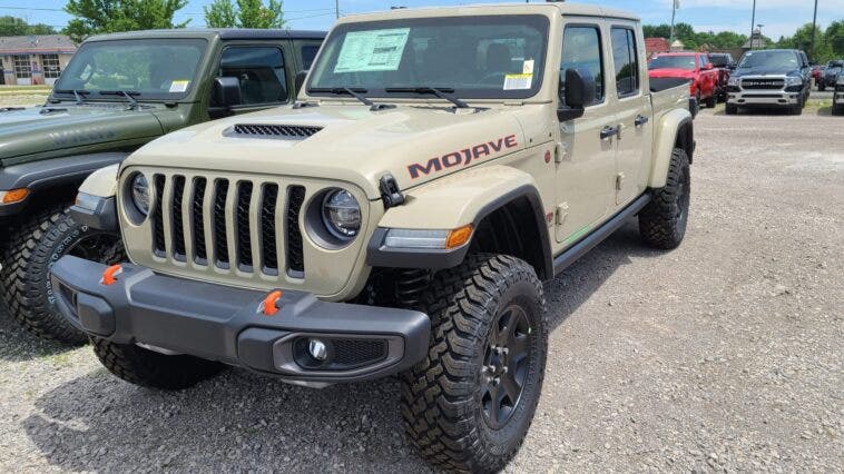 Jeep Gladiator Mojave foto live