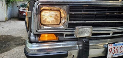 Jeep Grand Wagoneer 1988 asta