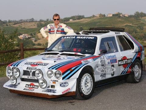 Lancia Delta S4 Rally livrea Martini asta