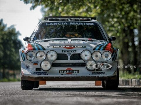 Lancia Delta S4 Rally livrea Martini asta