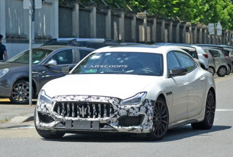 Maserati Quattroporte 2021 ultime foto spia