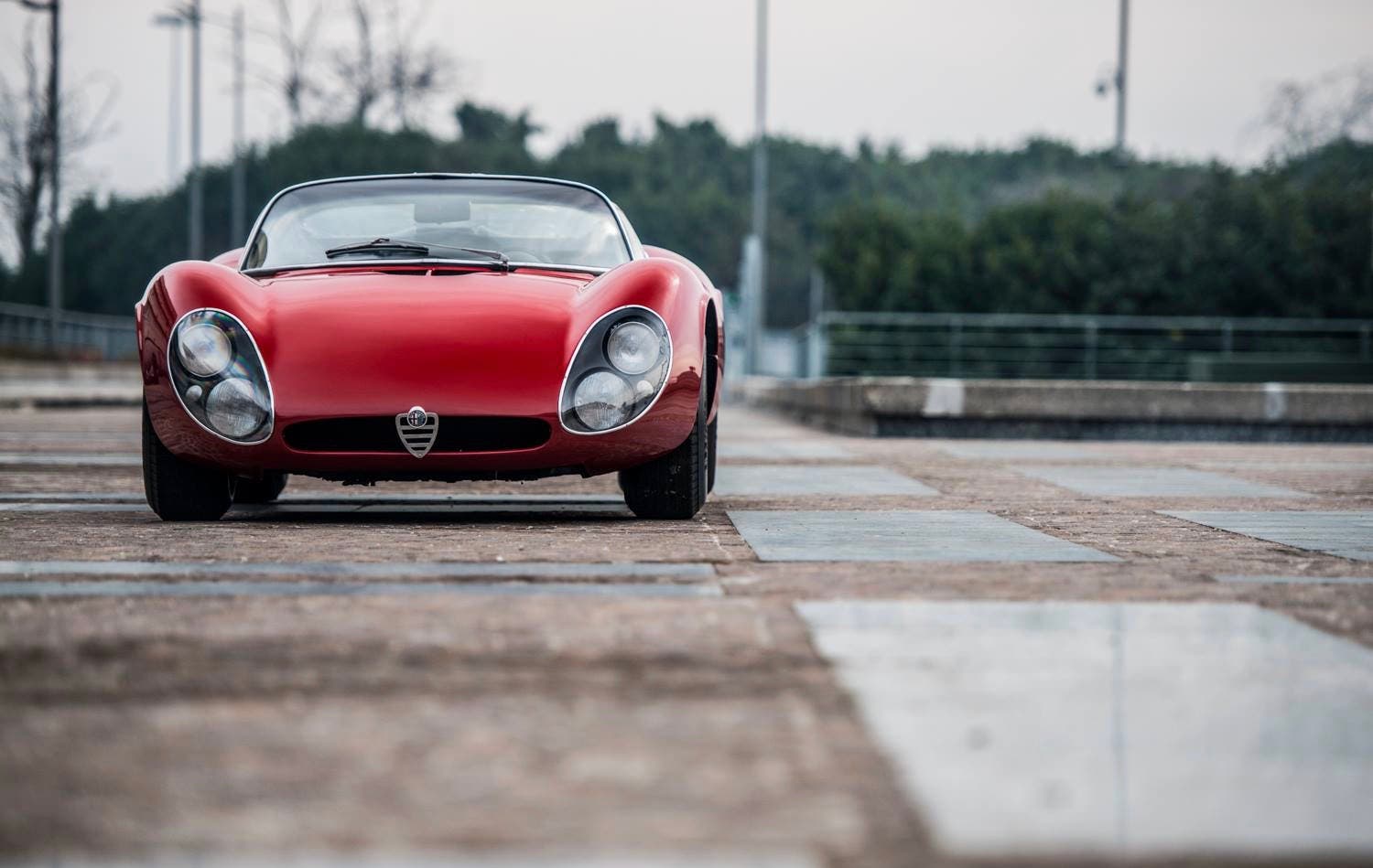 Alfa Romeo 33 Stradale 6