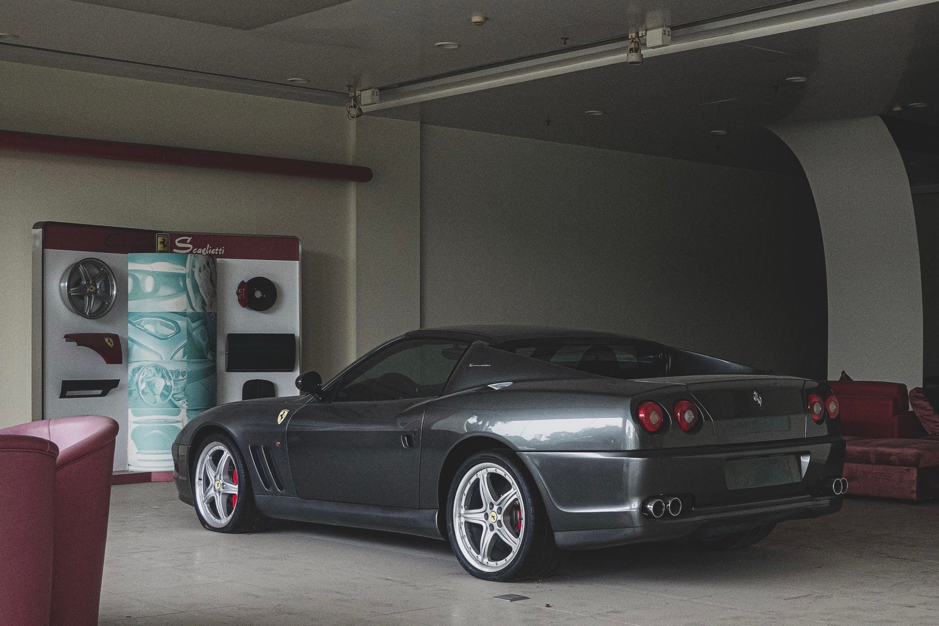 Ferrari 575 Superamerica abandonado