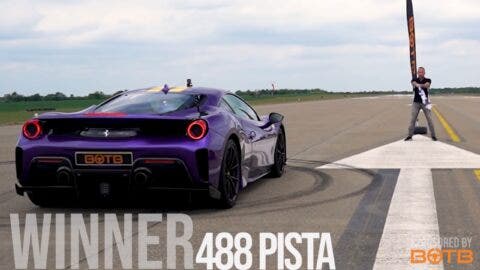 Ferrari 812 Superfast 488 Pista McLaren 720S Huracan drag race