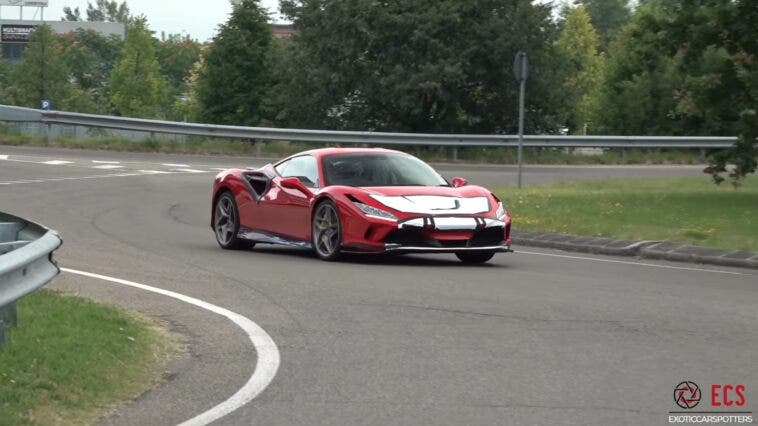 Ferrari F8 Tributo video Maranello