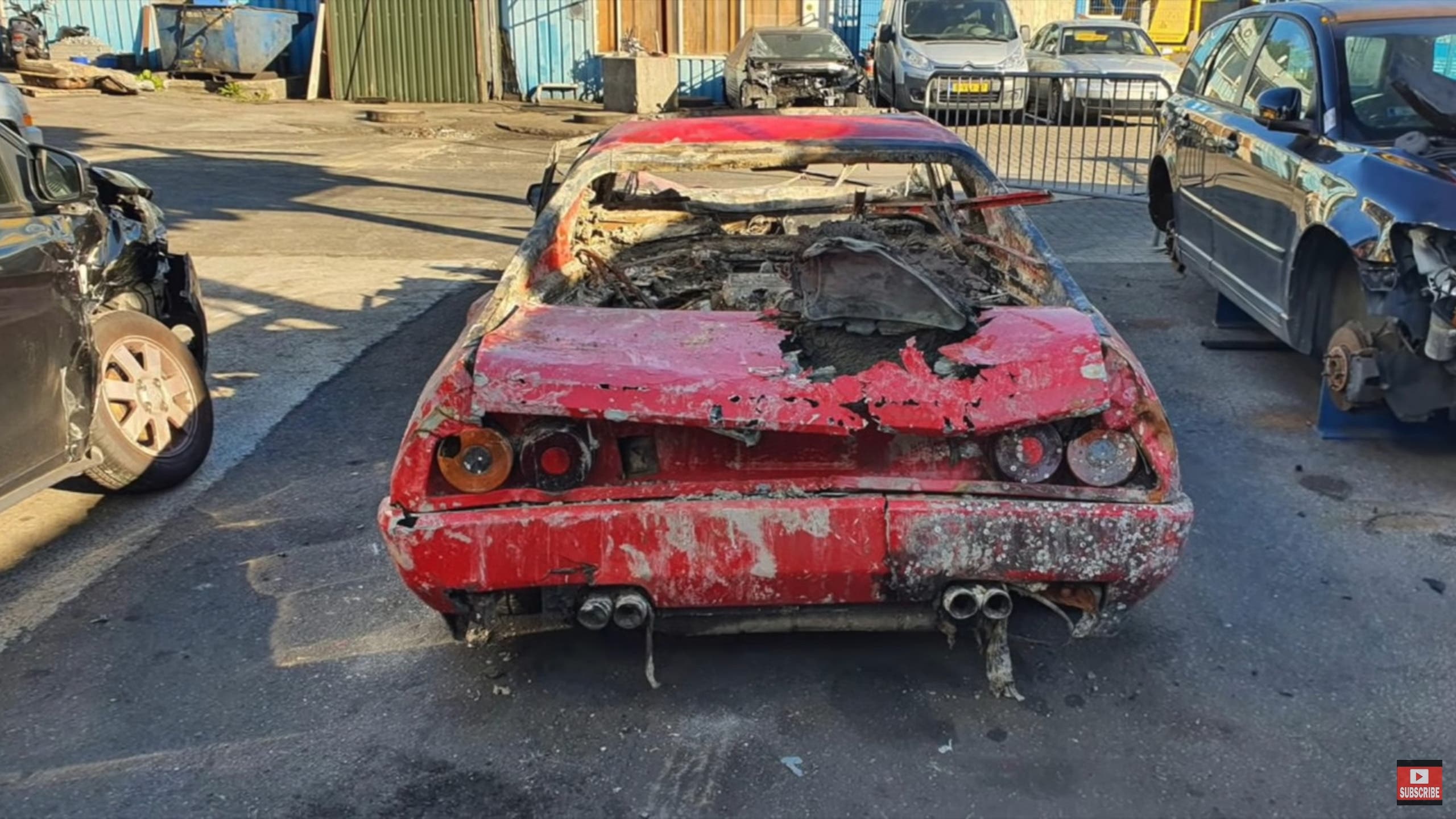 Ferrari Mondial abbandonata sotto acqua