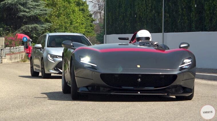 Ferrari Monza SP1 foto strada