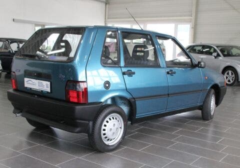 Fiat Uno 1996 900 km