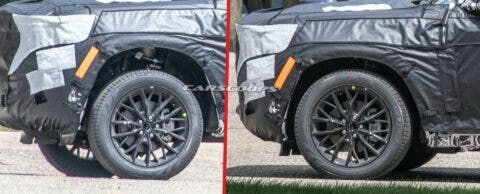 Jeep Grand Cherokee tre file foto spia