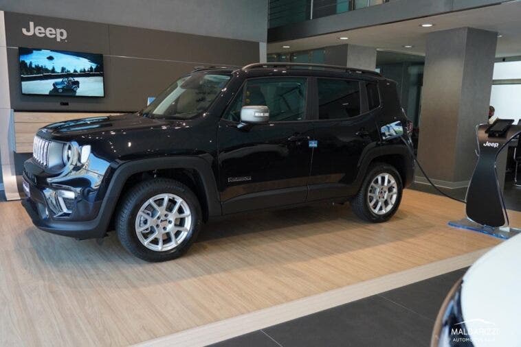 Jeep Renegade 4xe Italia