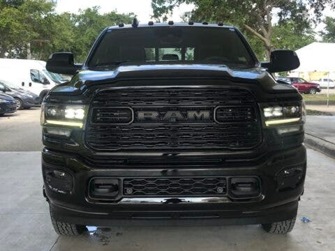 Ram Heavy Duty Limited Black 2020 foto