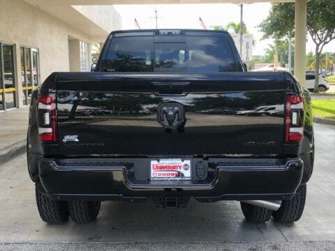 Ram Heavy Duty Limited Black 2020 foto