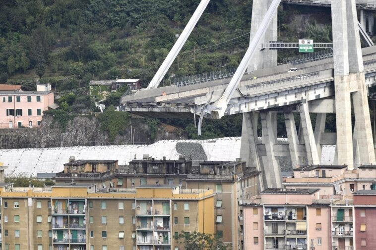 crollo ponte genova