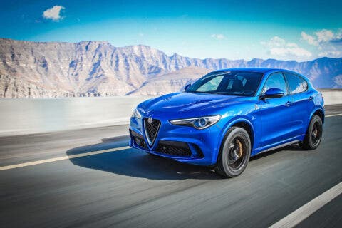 191202_Alfa-Romeo_Stelvio-Quadrifoglio_01