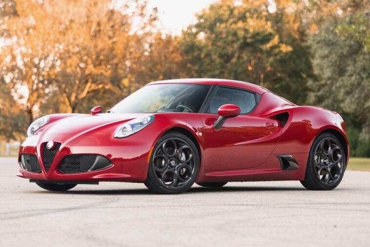 Alfa Romeo 4C 2018 asta