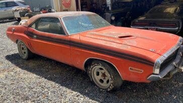 Dodge Challenger 1971 426 Hemi