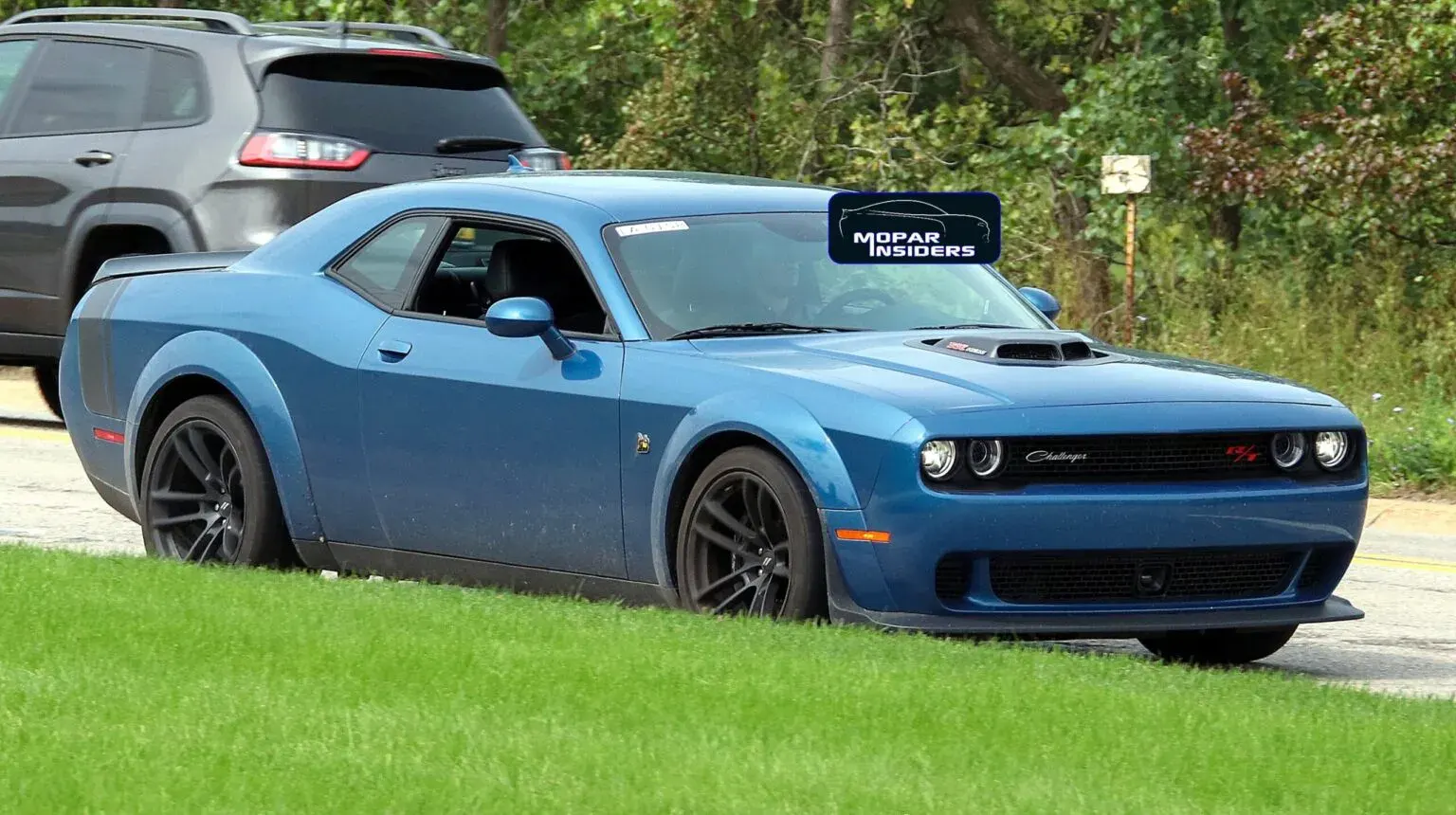 Dodge Challenger R/T Scat Pack Shaker Widebody 2021 si mostra dal vivo