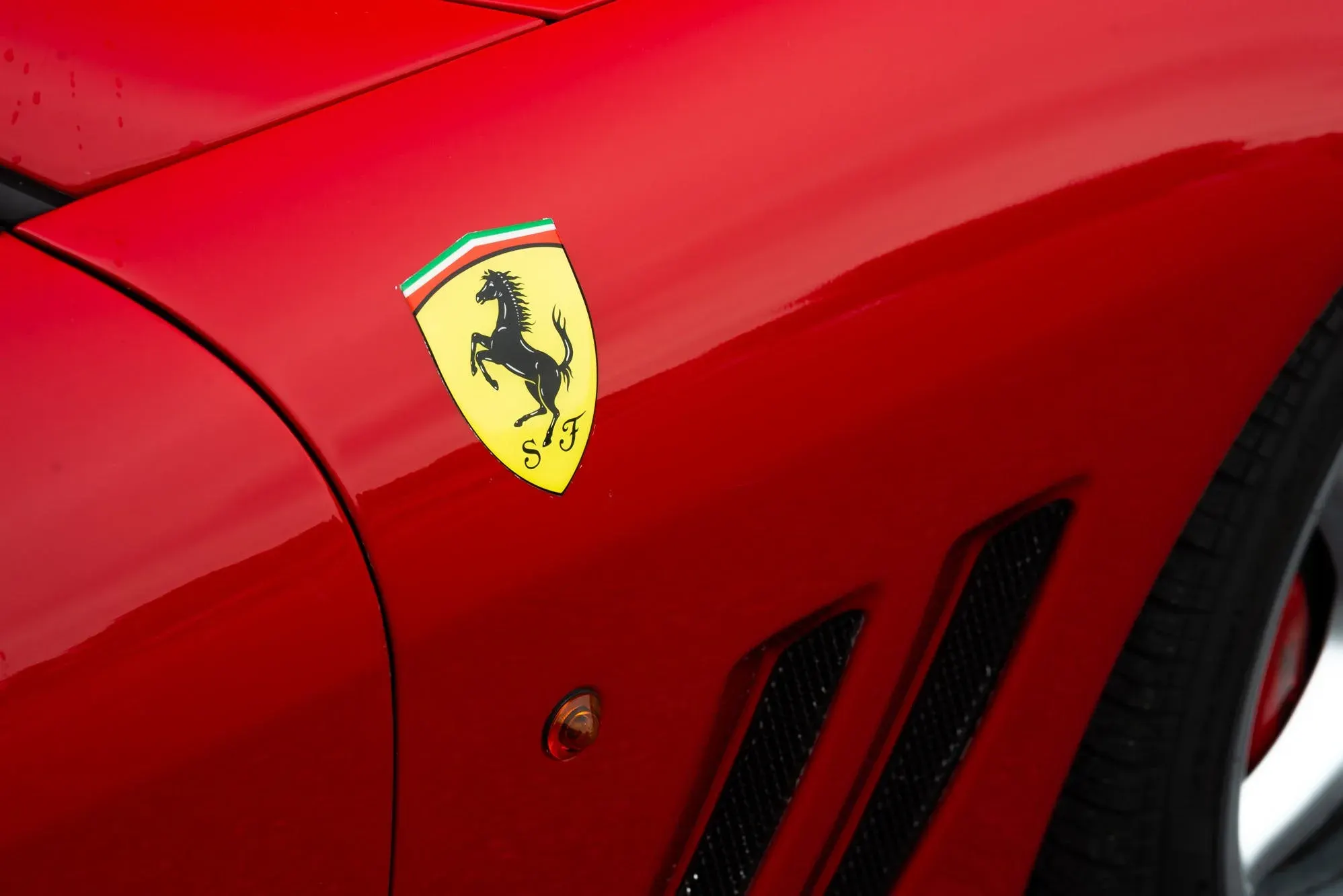 L'elenco dei possibili CEO di Ferrari include anche i capi di Gucci e  Valentino - ClubAlfa.it