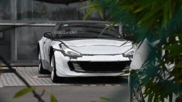 Ferrari Purosangue nuovo prototipo