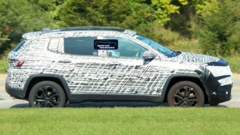 Jeep Compass 2022 versione indiana prototipo