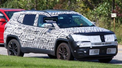 Jeep Compass 2022 versione indiana prototipo