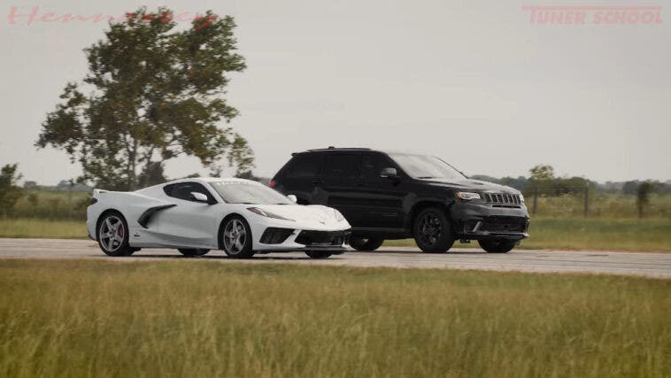 Jeep Grand Cherokee Trackhawk vs Chevrolet Corvette C8 drag race