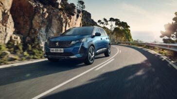 Peugeot 5008 2021
