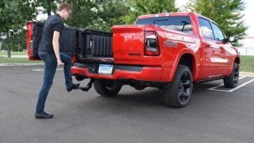 Ram 1500 Mopar gradino