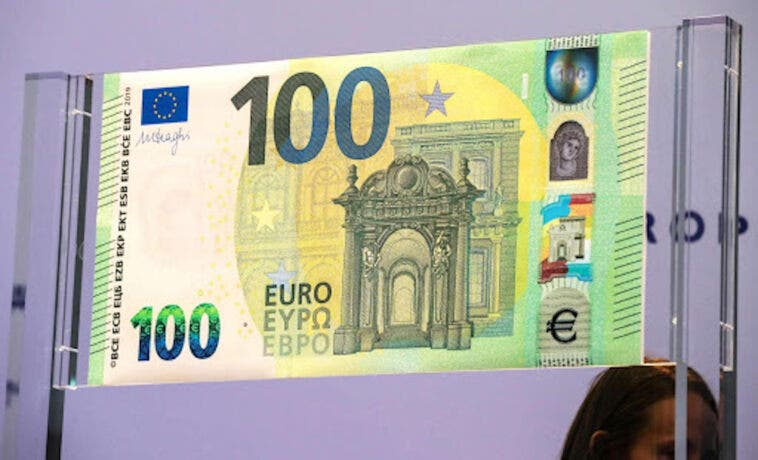 100 euro