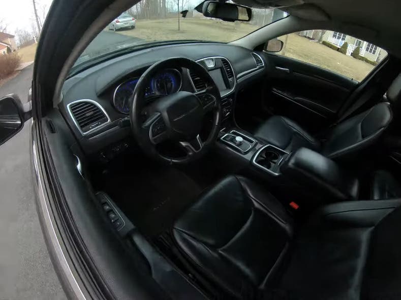 Chrysler 300 motore Hellcat