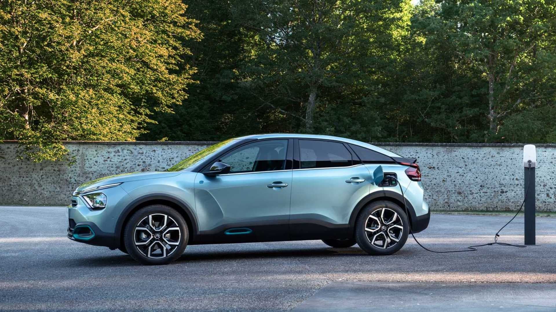 Citroën C4 ed e-C4 Regno Unito