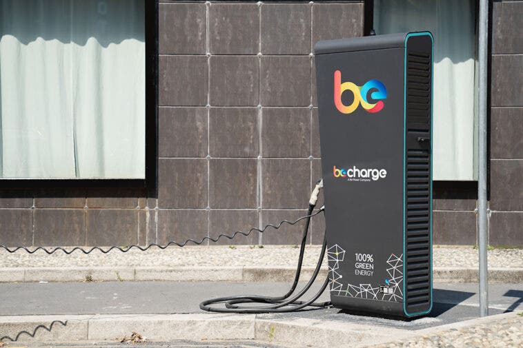 FOTO Be Charge 2