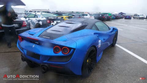 Ferrari F8 Tributo drag race