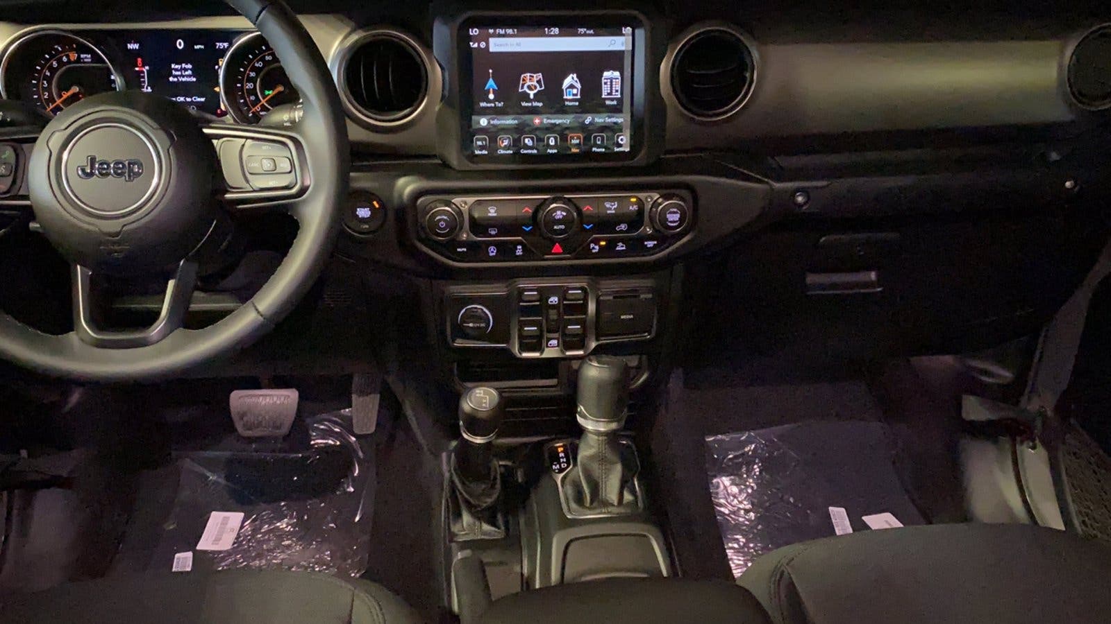 Jeep Gladiator Willys 2021 foto live