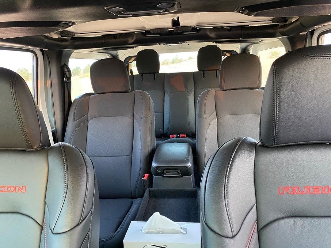 Jeep Gladiator a tre file