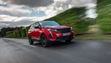 Nuova Peugeot 3008 Black Pack