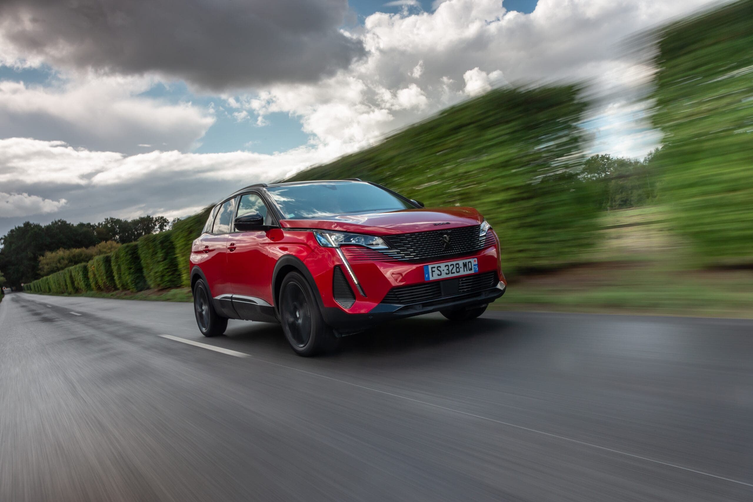 Nuova Peugeot 3008 Black Pack